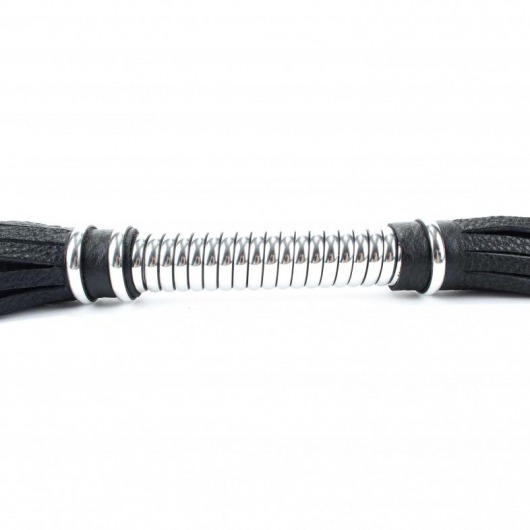 Черная длинная плеть с серебристой ручкой - 56 см. - БДСМ Арсенал - купить с доставкой в Нальчике