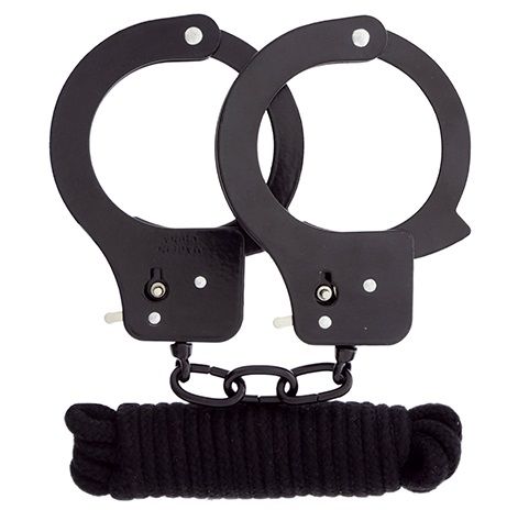 Чёрные наручники из листового металла в комплекте с веревкой BONDX METAL CUFFS LOVE ROPE SET - Dream Toys - купить с доставкой в Нальчике